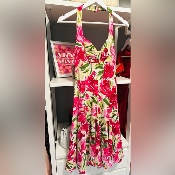 Floral Painted Sweetheart Halter Dress - Picture 4 of 6